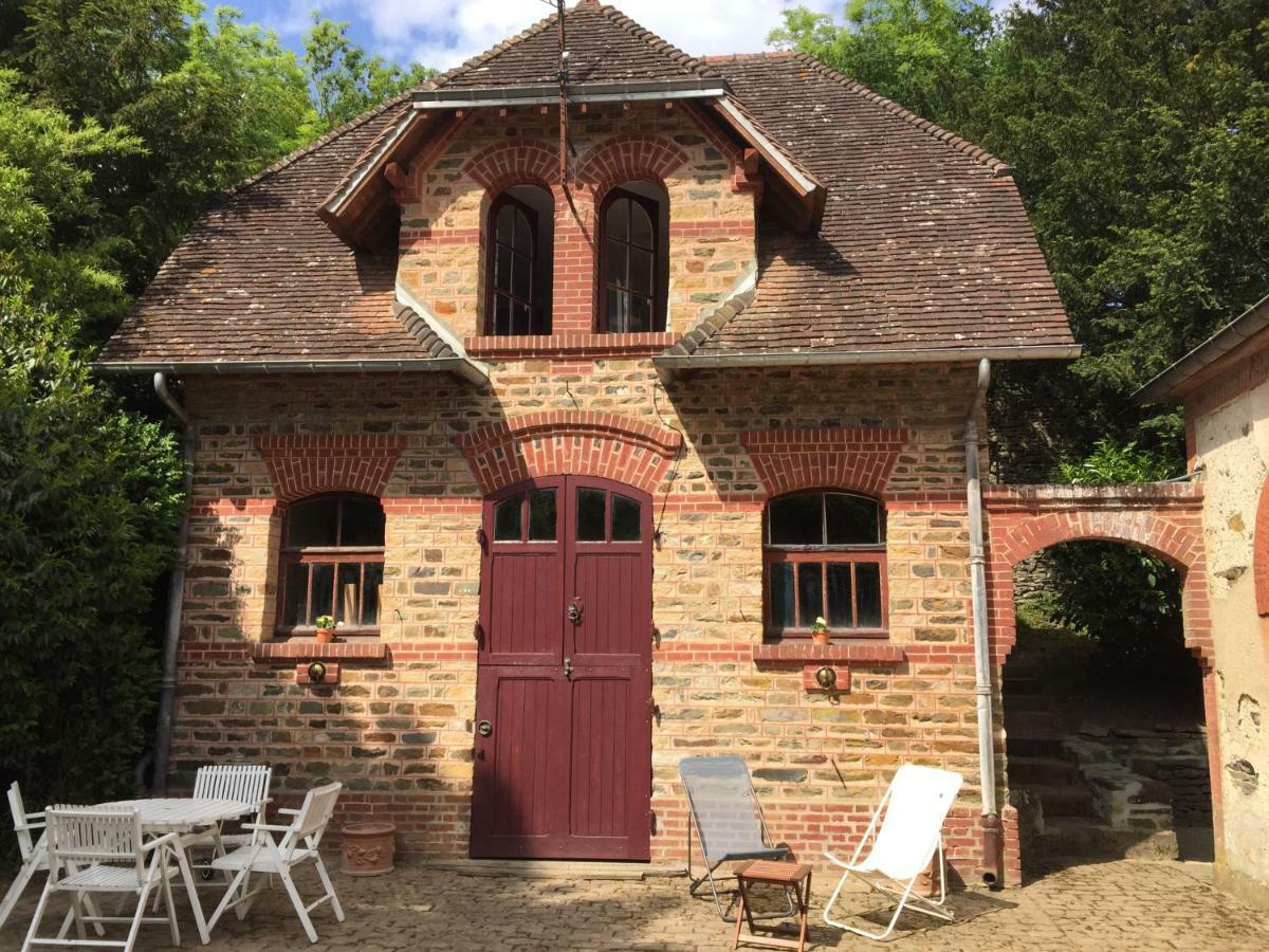 Gite Les Ecuries Du Manoir De Benedicte Cahan Экстерьер фото